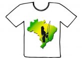 Camiseta branca com transfer